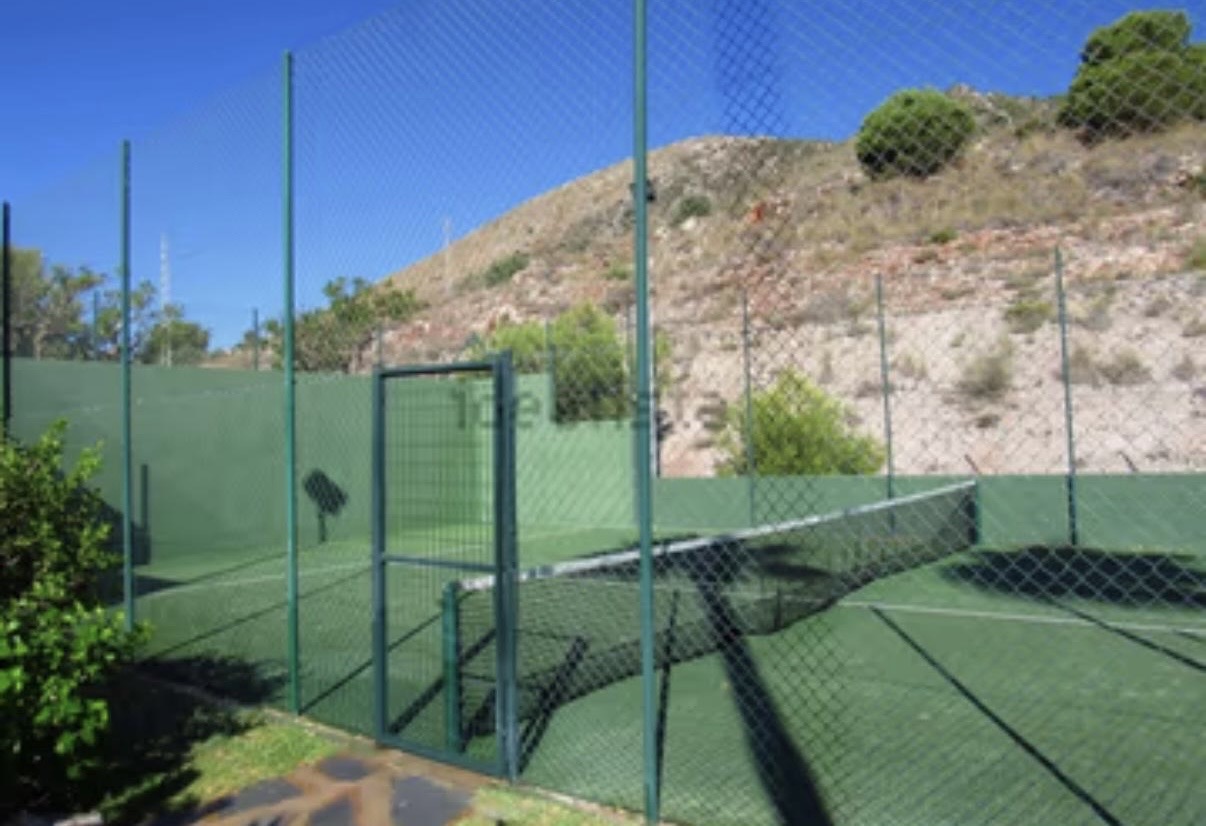 SE ALQUILA POR LARGA  TEMPORADA DESDE 1.6.25- BONITO APARTAMENTO CON VISTAS AL MAR EN BENALMADENA  PUEBLO