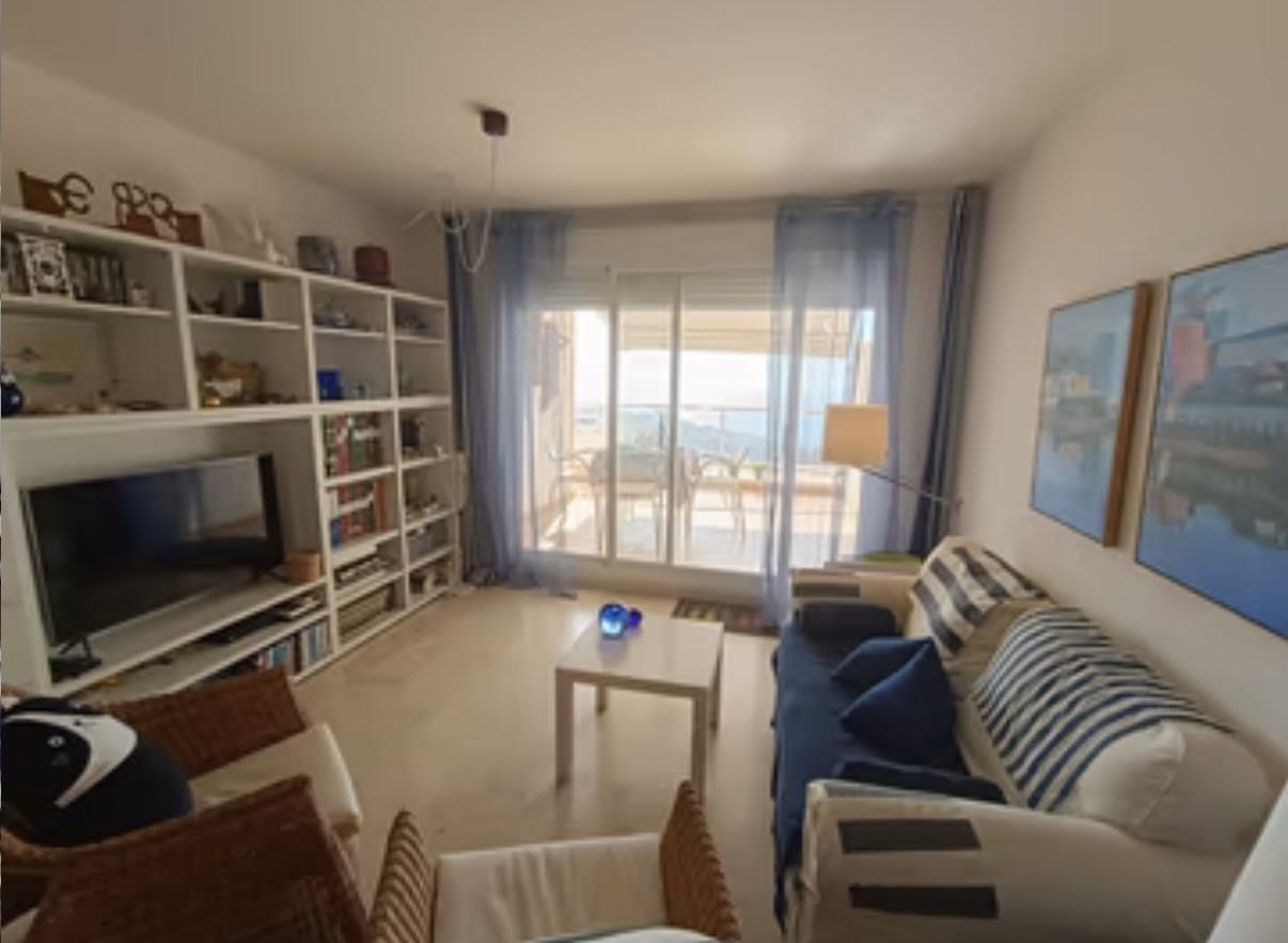 SE ALQUILA POR LARGA  TEMPORADA DESDE 1.6.25- BONITO APARTAMENTO CON VISTAS AL MAR EN BENALMADENA  PUEBLO