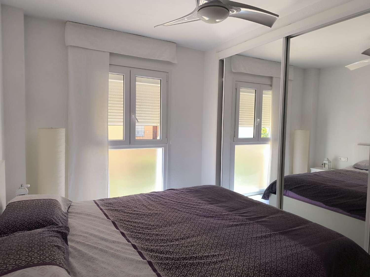 LARGA TEMPORADA . SE ALQUILA PRECIOSO APARTAMENTO CENTRICO EN BENALMADENA