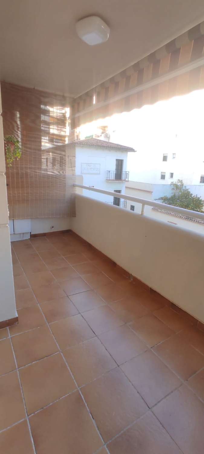 HALF SEASON. FOR RENT FROM 01.06.25 - 30.09.25 BEAUTIFUL CENTRAL APARTMENT IN BENALMADENA