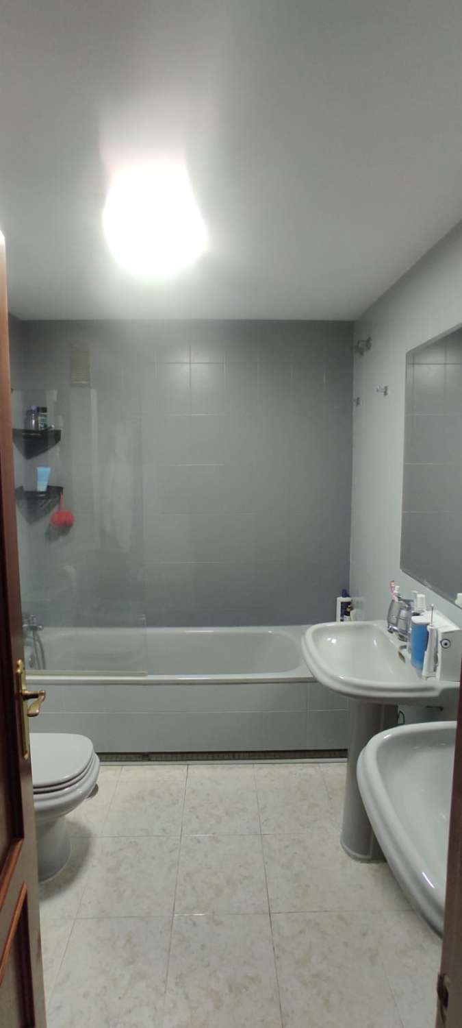 HALF SEASON. FOR RENT FROM 01.06.25 - 30.09.25 BEAUTIFUL CENTRAL APARTMENT IN BENALMADENA