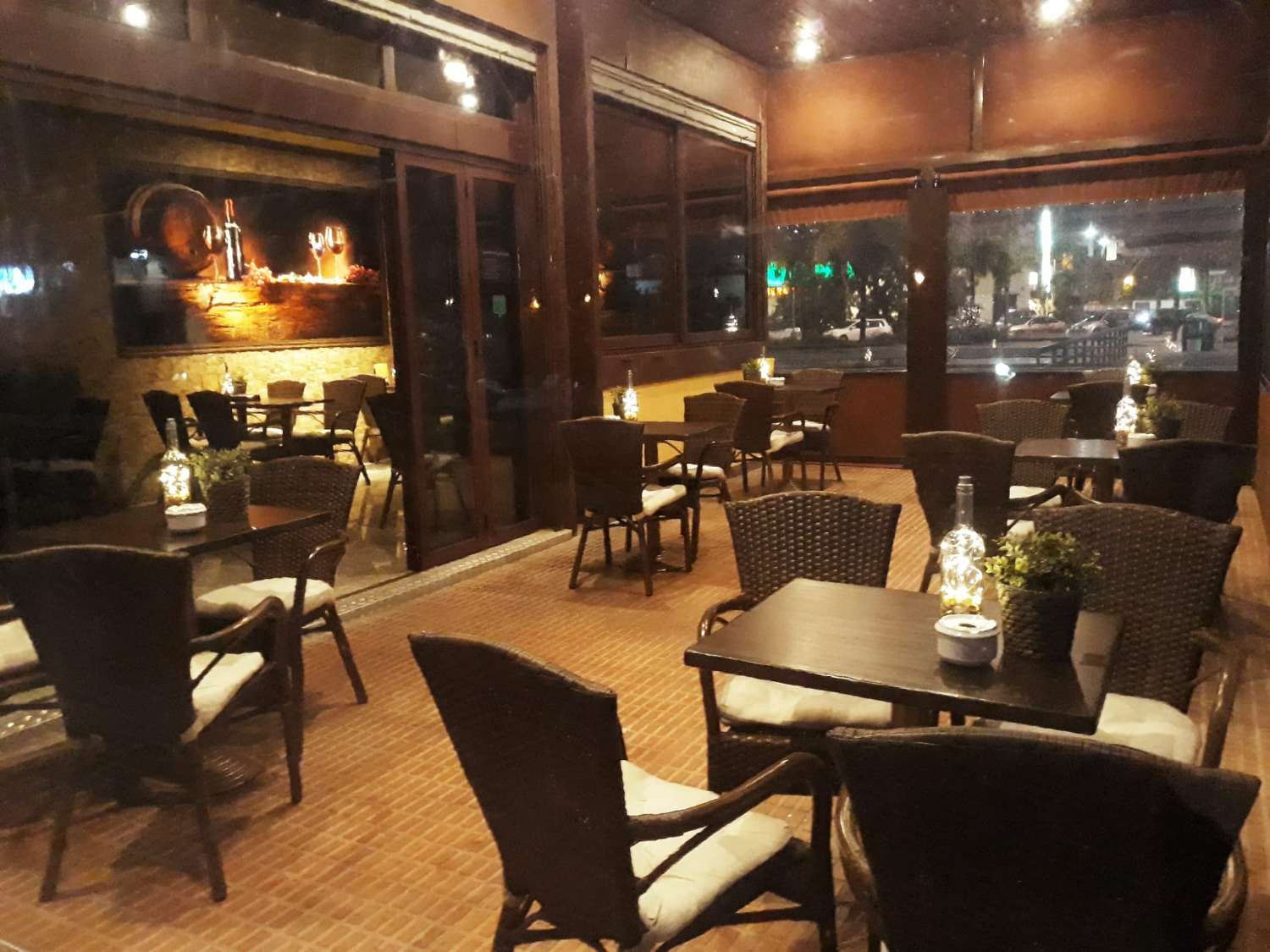 MAGNIFICENT FULLY ASSEMBLED PREMISES FOR SALE NEAR LA CARIHUELA (TORREMOLINOS)