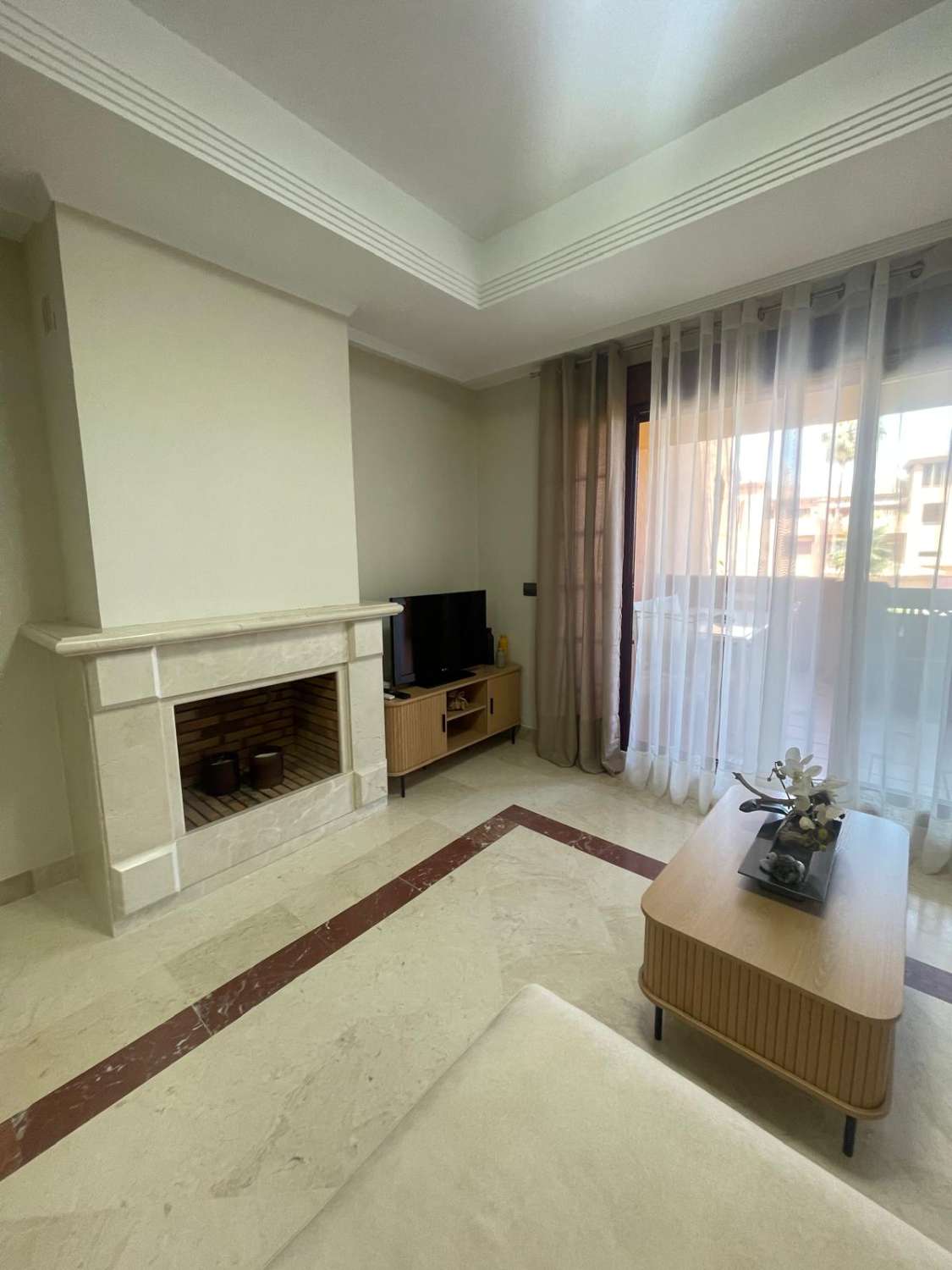 Lange termijn, prachtig appartement te huur in La Mirena, Ojen.