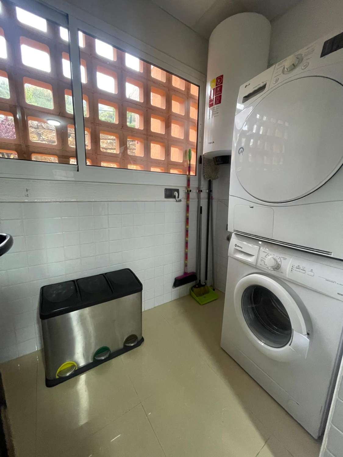 Lange termijn, prachtig appartement te huur in La Mirena, Ojen.