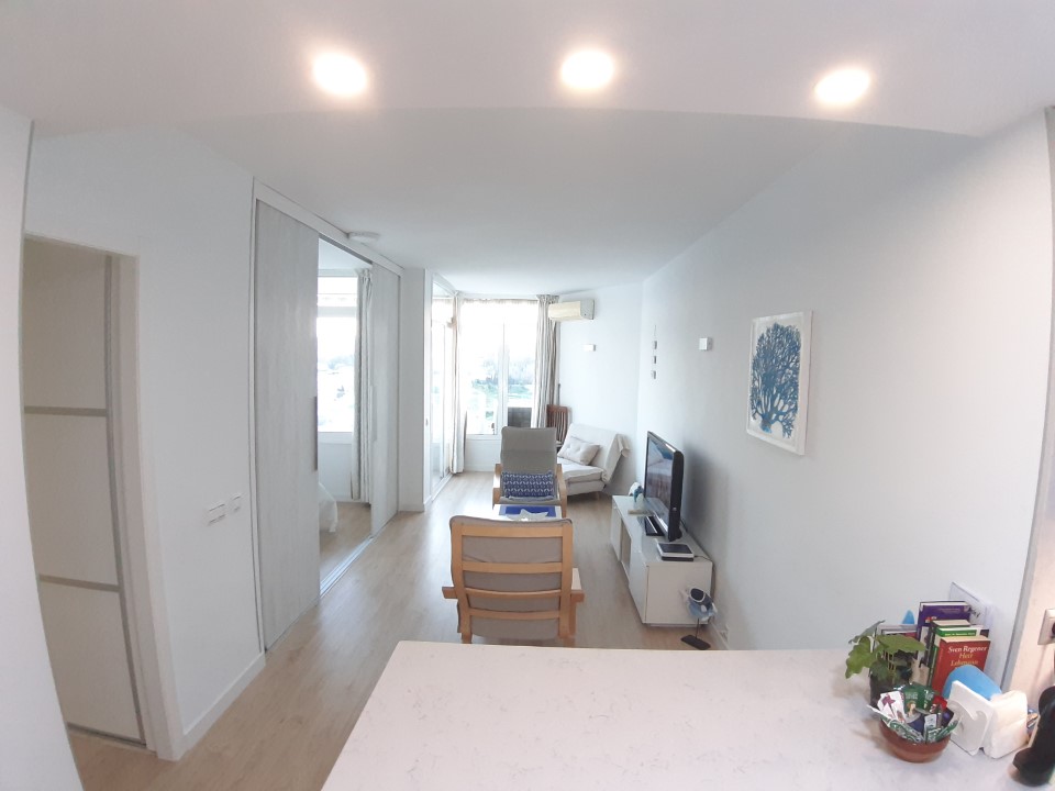SE ALQUILA POR LARGA TEMPORADA BONITO APARTAMENTO REFORMADO CON VISTAS AL MAR EN LA COLINA (TORREMOLINOS)
