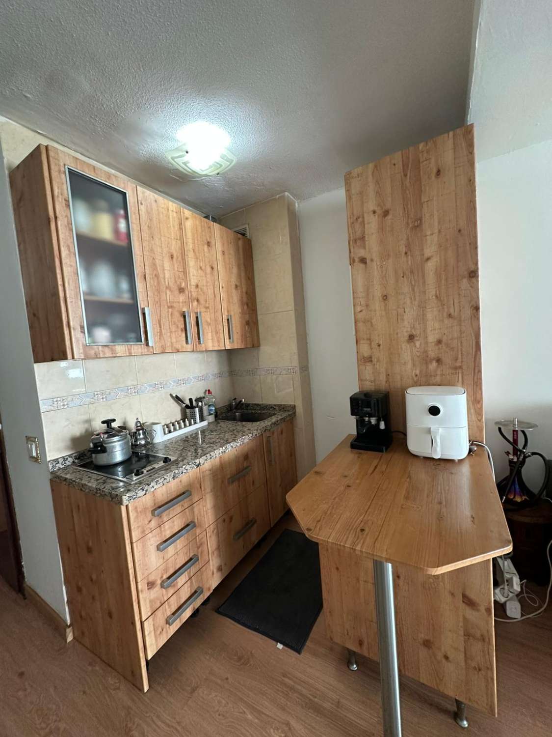 SE VENDE BONITO APARTAMENTO  CON VISTAS AL MAR  LATERALES AMUEBLADO EN ZONA EL SALTILLO (TORREMOLINOS)
