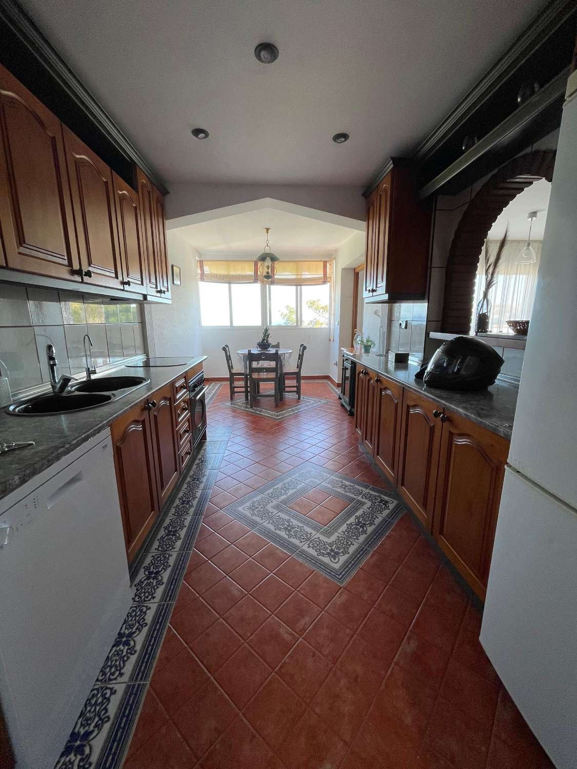 For rent from 20/10/2025 to 31/05/2026 Beautiful apartment with sea views in Torremuelle area ( Benalmádena )