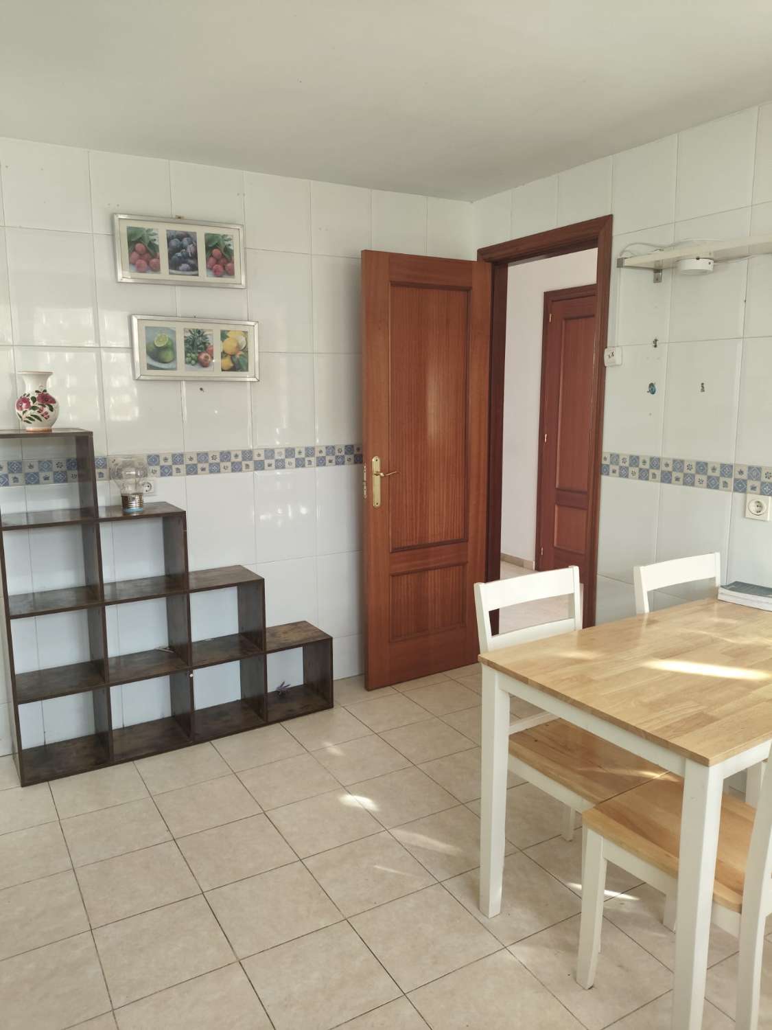 SE ALQUILA POR LARGA TEMPORADA BONITO CHALET ADOSADO   EN TORREMOLINOS