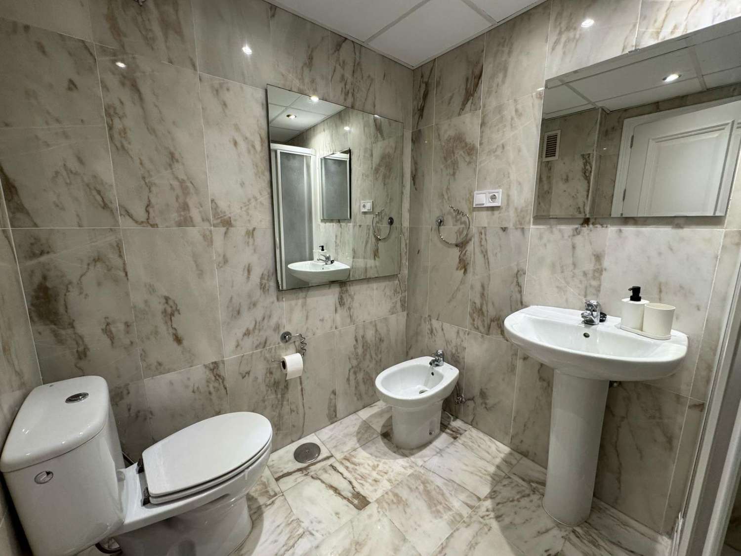 Larga temporada. Se alquila desde ahora excelente apartamento en en Mijas Golf