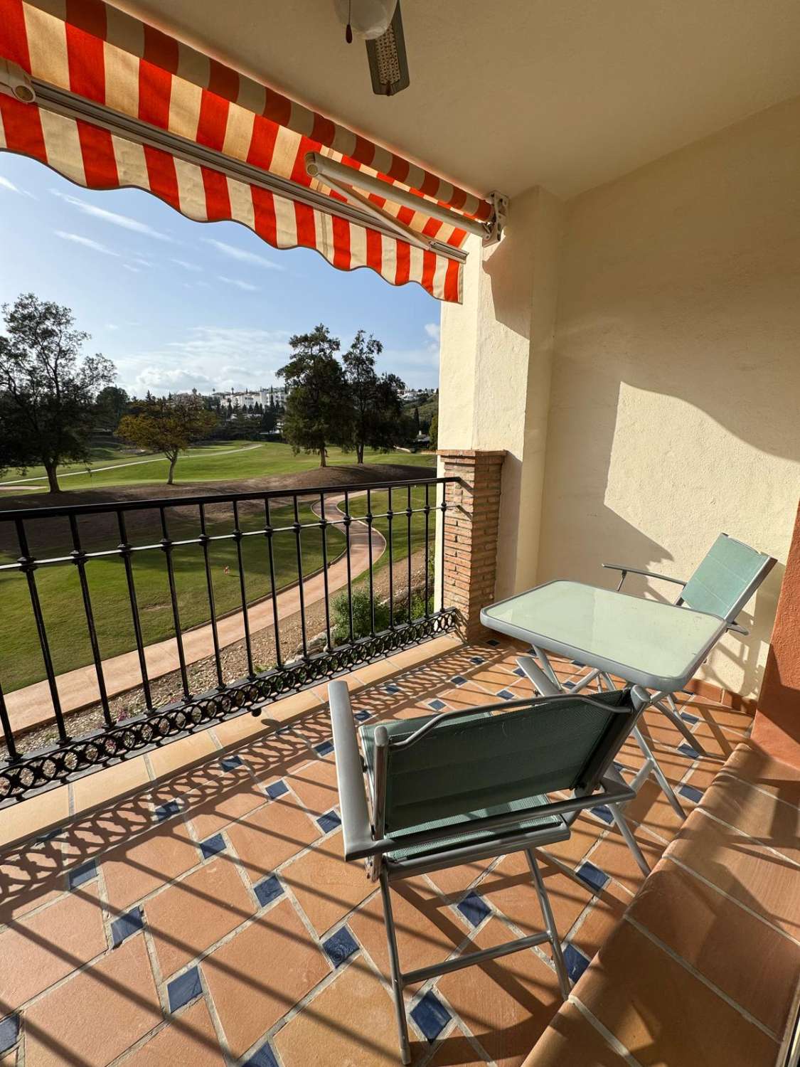 Larga temporada. Se alquila desde ahora excelente apartamento en en Mijas Golf