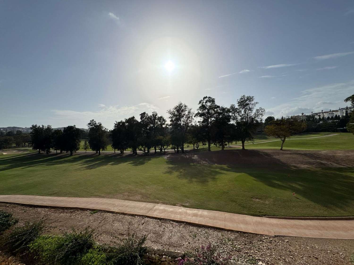 Larga temporada. Se alquila desde ahora excelente apartamento en en Mijas Golf