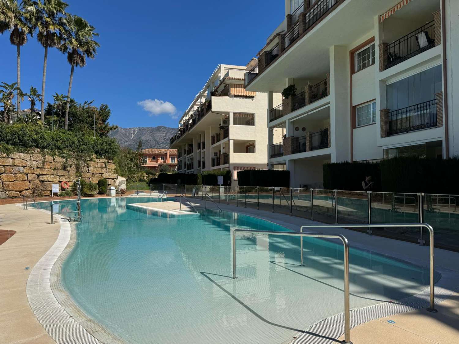 Larga temporada. Se alquila desde ahora excelente apartamento en en Mijas Golf