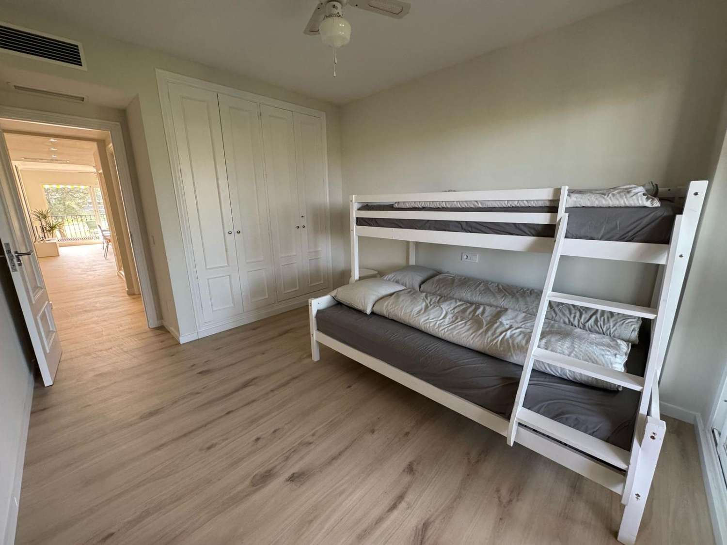 Larga temporada. Se alquila desde ahora excelente apartamento en en Mijas Golf
