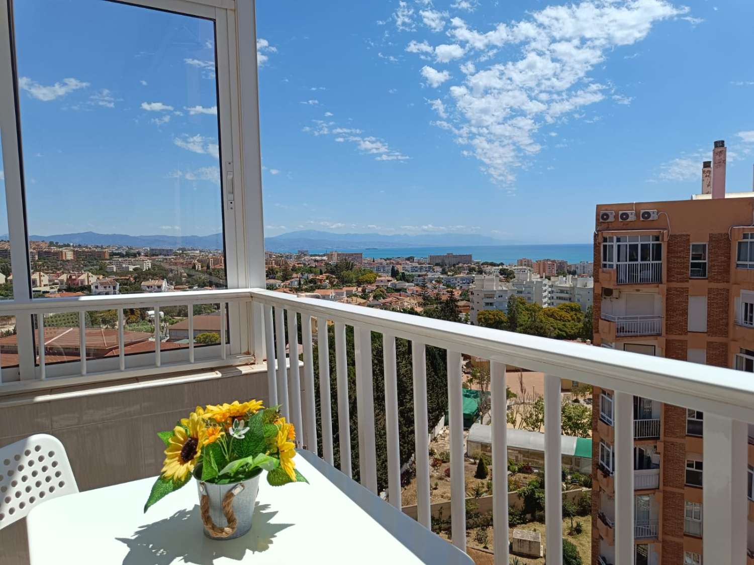 IDEAL FOR INVESTORS BEAUTIFUL STUDIO WITH SEA VIEWS FOR SALE IN ARROYO DE LA MIEL (BENALMADENA)
