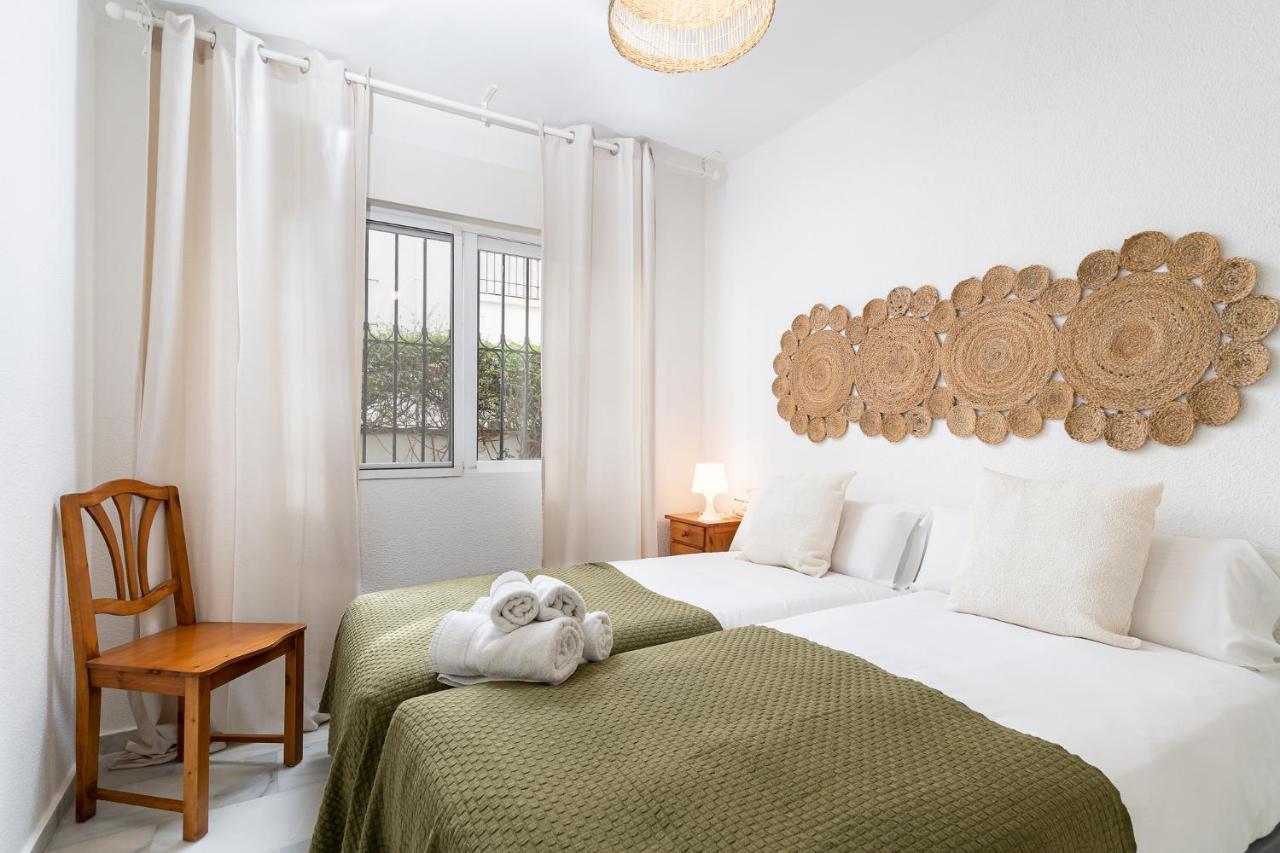 MEDIA TEMPORADA . SE ALQUILA DESDE 1.12.25- 30.5.26  BONITO APARTAMENTO EN EL BAJONDILLO (TORREMOLINOS)