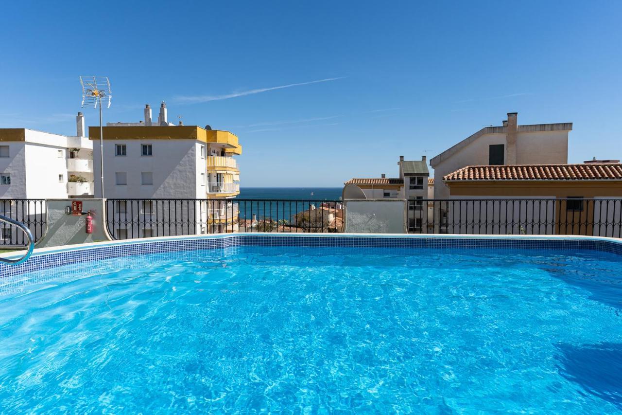 MEDIA TEMPORADA . SE ALQUILA DESDE 1.12.25- 30.5.26  BONITO APARTAMENTO EN EL BAJONDILLO (TORREMOLINOS)
