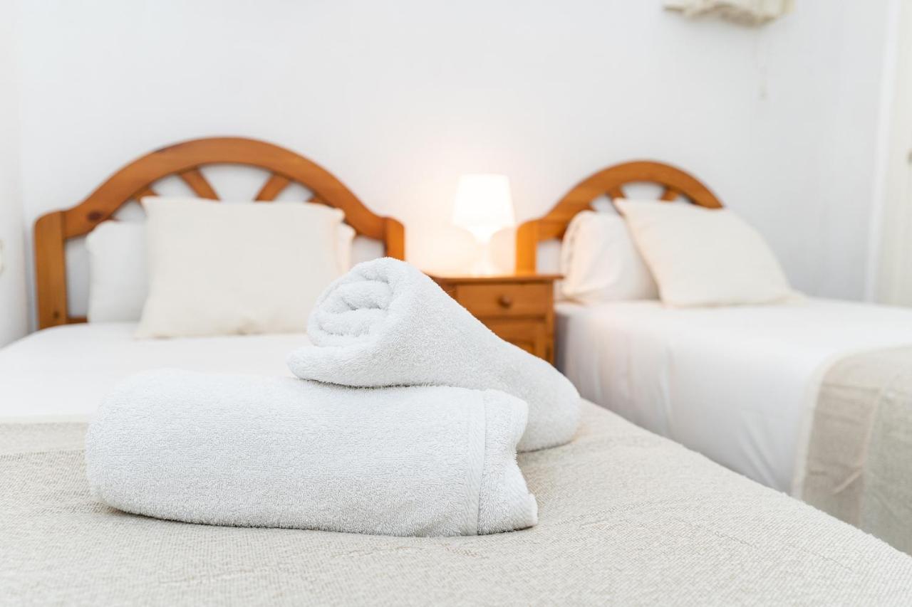 MEDIA TEMPORADA . SE ALQUILA DESDE 1.12.25- 30.5.26  BONITO APARTAMENTO EN EL BAJONDILLO (TORREMOLINOS)