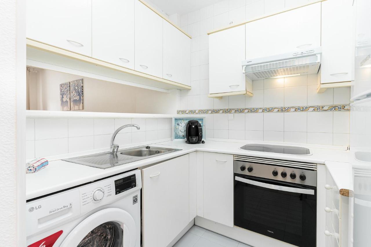 MEDIA TEMPORADA . SE ALQUILA DESDE 1.12.25- 30.5.26  BONITO APARTAMENTO EN EL BAJONDILLO (TORREMOLINOS)