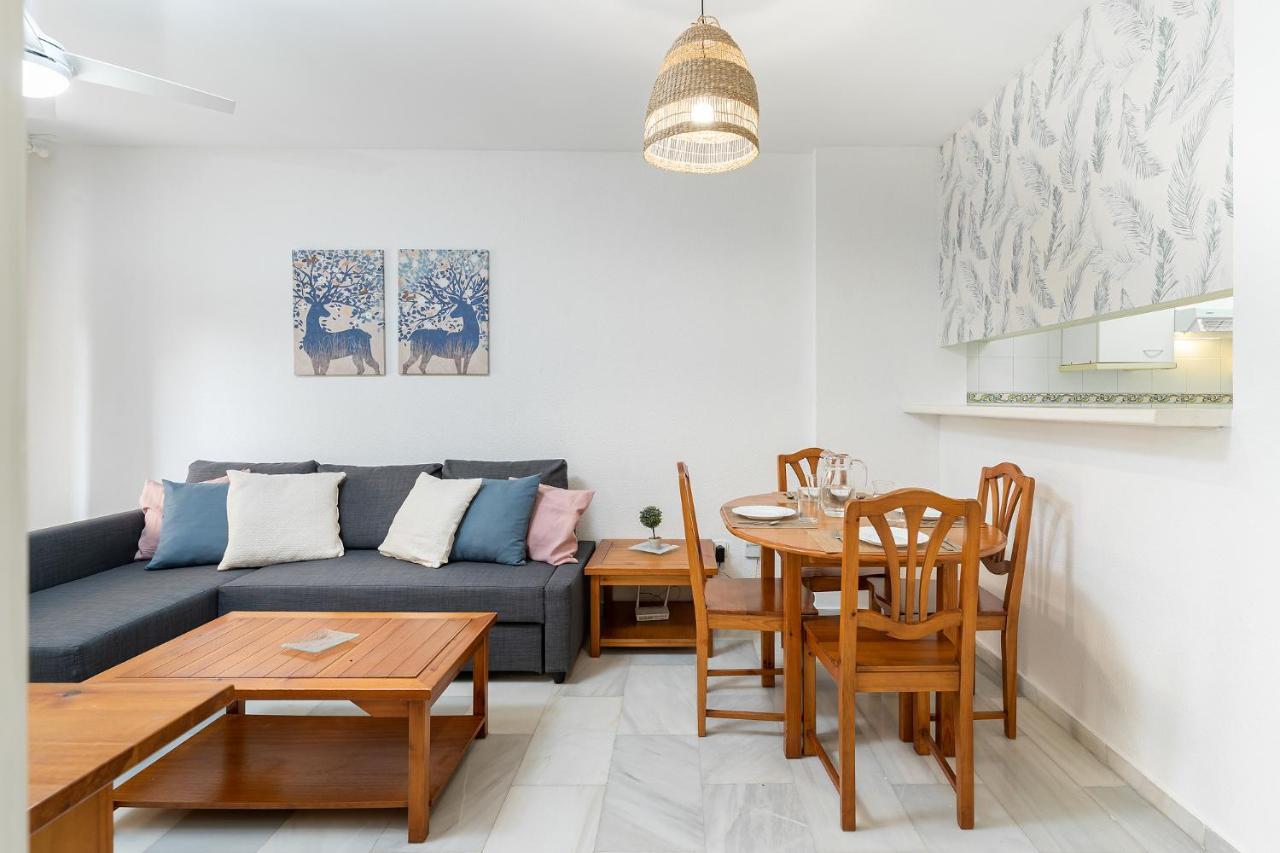 MEDIA TEMPORADA . SE ALQUILA DESDE 1.12.25- 30.5.26  BONITO APARTAMENTO EN EL BAJONDILLO (TORREMOLINOS)