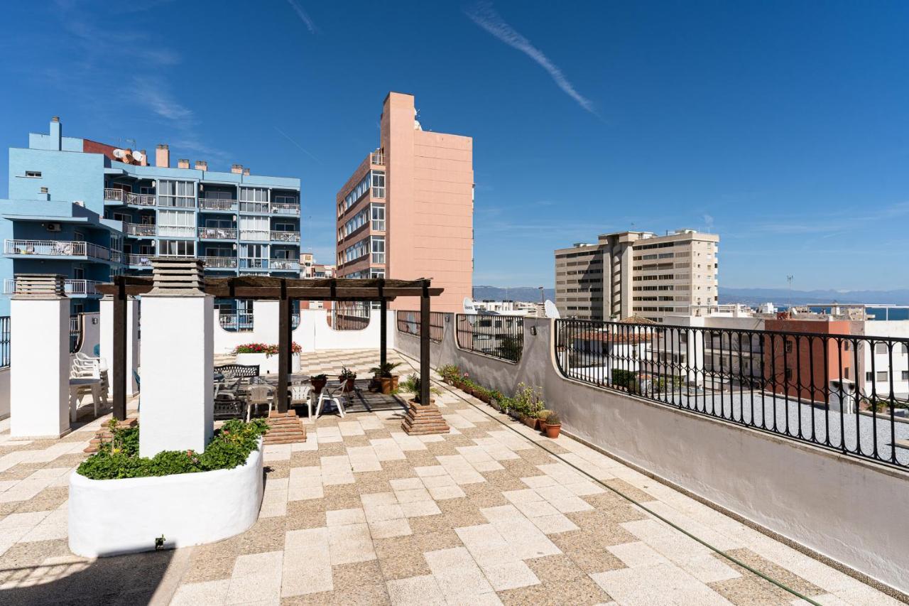 MEDIA TEMPORADA . SE ALQUILA DESDE 1.12.25- 30.5.26  BONITO APARTAMENTO EN EL BAJONDILLO (TORREMOLINOS)