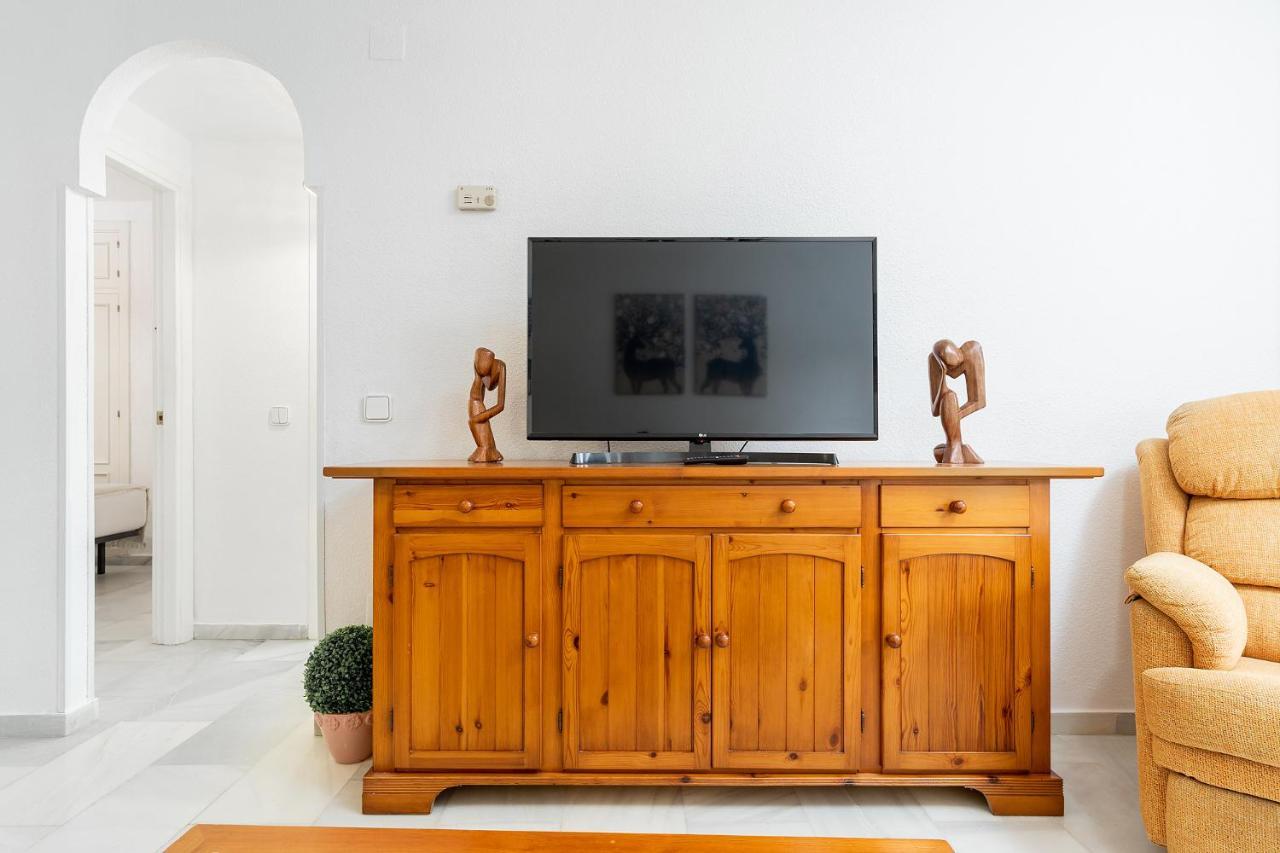 MEDIA TEMPORADA . SE ALQUILA DESDE 1.12.25- 30.5.26  BONITO APARTAMENTO EN EL BAJONDILLO (TORREMOLINOS)