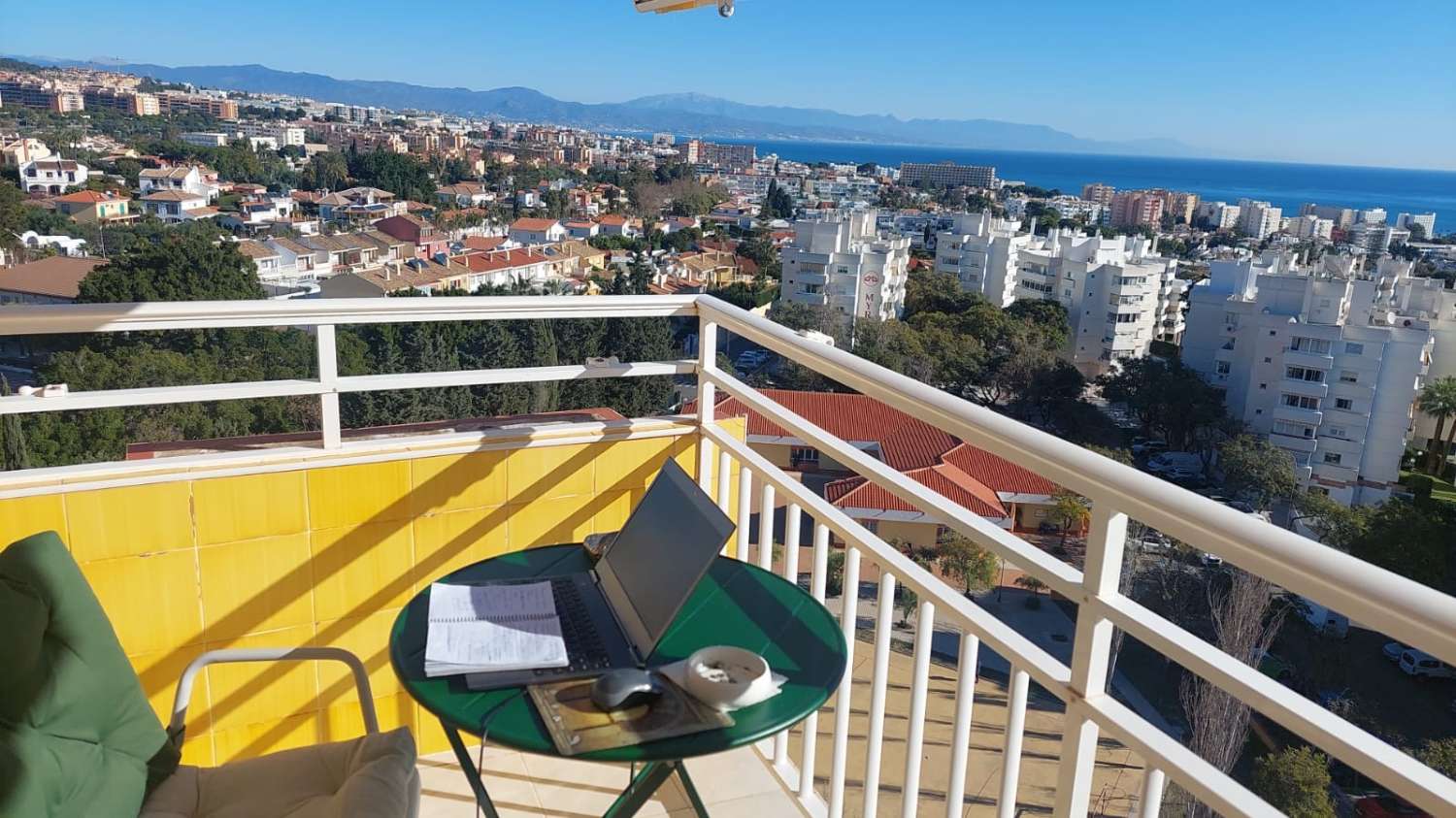 HALF SEIZOEN. TE HUUR VAN 1.10.25 - 31.5.26 MOOI 1 SLAAPKAMER APPARTEMENT IN ARROYO DE LA MIEL (BENALMADENA)
