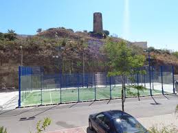 LARGA TEMPORADA . SE ALQUILA BONITO APARTAMENTO CON MAGNIFICAS VISTAS AL MAR EN 1ª LINEA DE PLAYA EN BENALMADENA