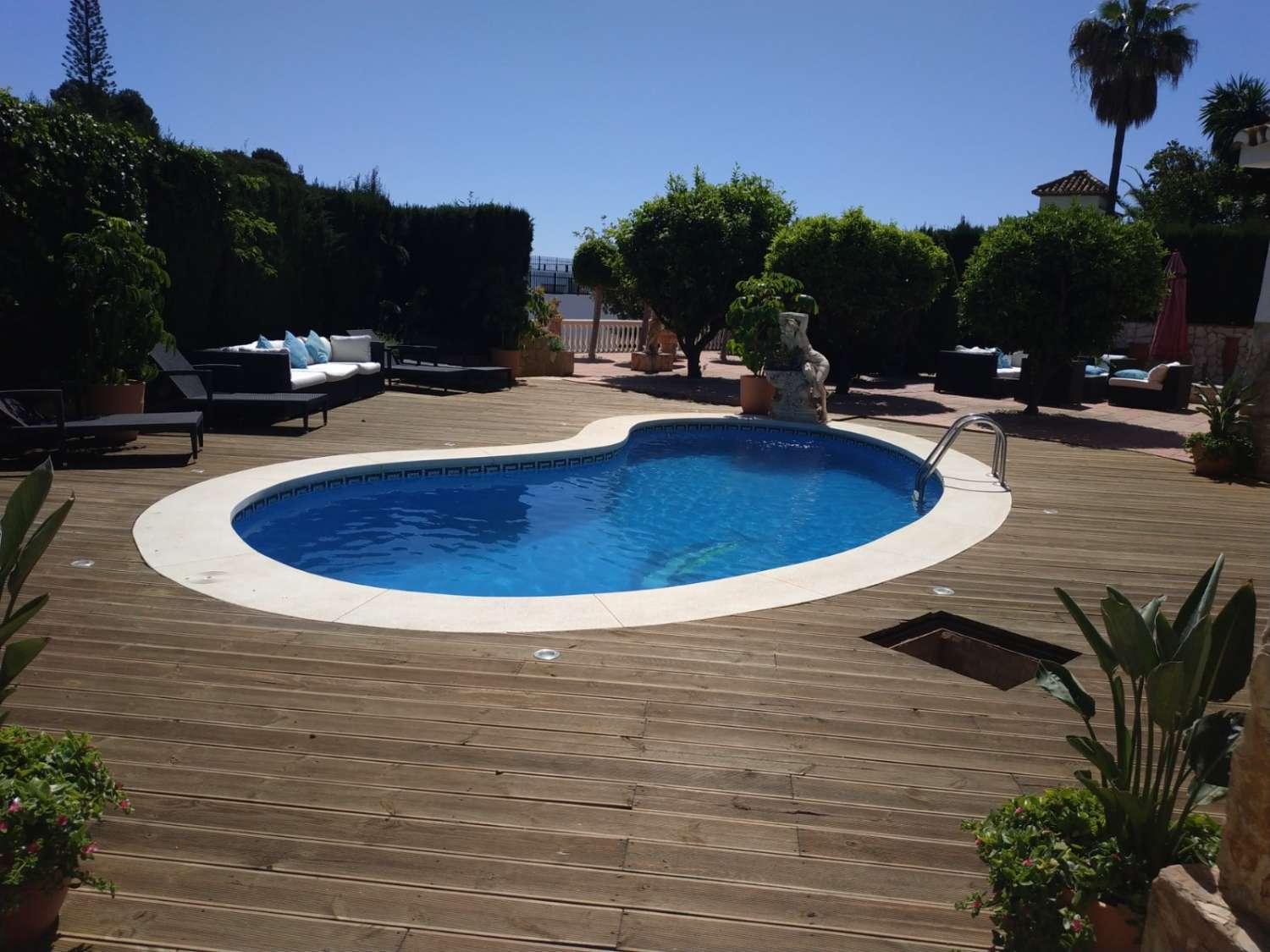 AFFITTATO A LUNGO TERMINE DAL 01/09/2025 BELLISSIMA VILLA A TORREMUELLE