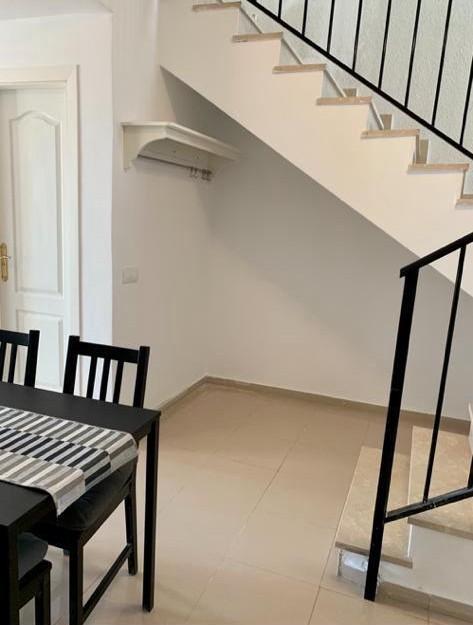 BELLA CASA BIFAMILIARE IN VENDITA A BENALMADENA