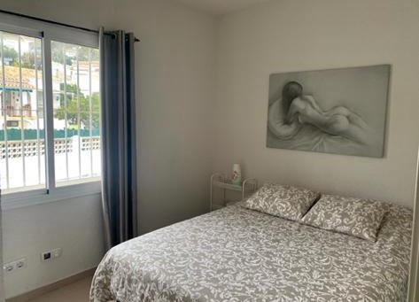 BELLA CASA BIFAMILIARE IN VENDITA A BENALMADENA