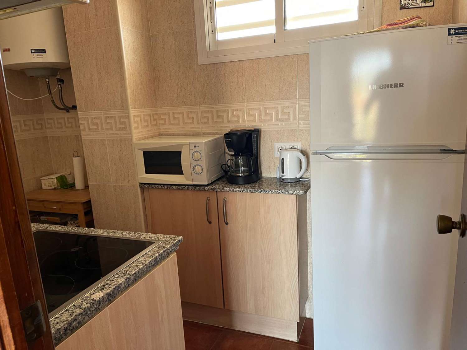 MEDIA TEMPORADA . SE  ALQUILA DE 1.9.25-30-6-26 BONITO APARTAMENTO  EN FUENGIROLA