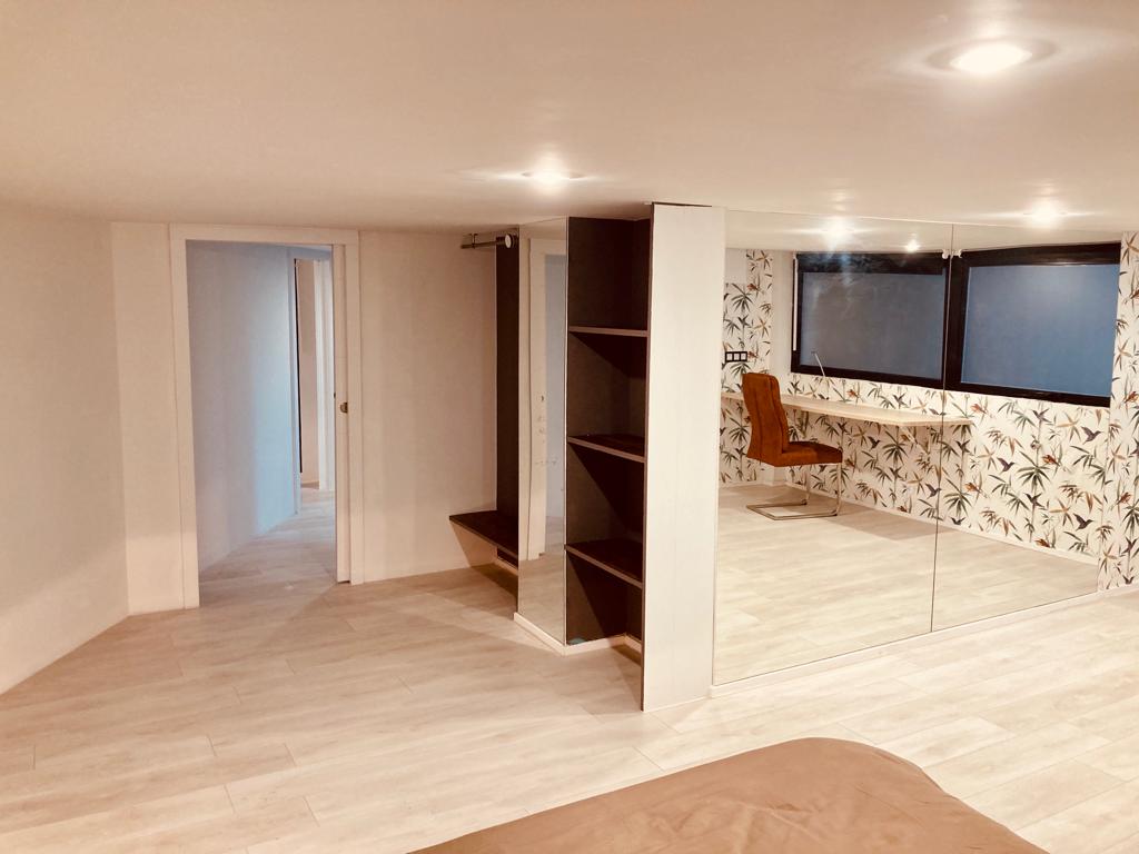 LANGTIDSLEIEFRA 1 OKTOBER 2025 VAKKER DUPLEX I MONTEMAR VED SIDEN AV LA CARIHUELA (TORREMOLINOS)