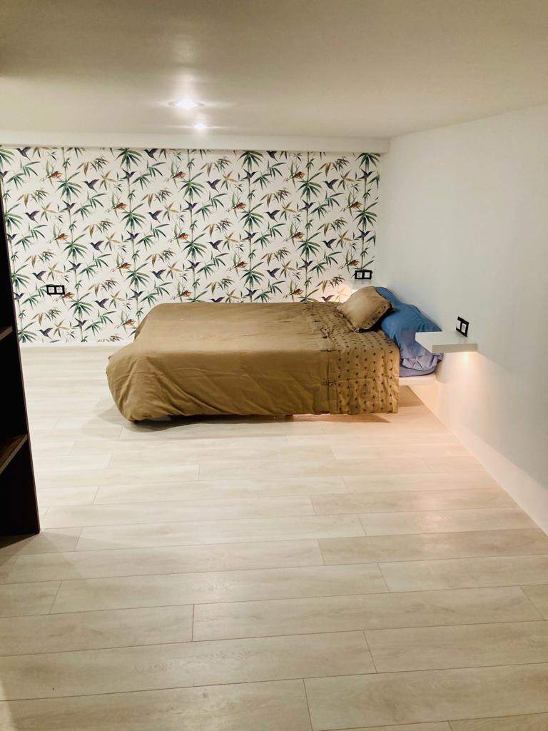 LANGTIDSLEIEFRA 1 OKTOBER 2025 VAKKER DUPLEX I MONTEMAR VED SIDEN AV LA CARIHUELA (TORREMOLINOS)