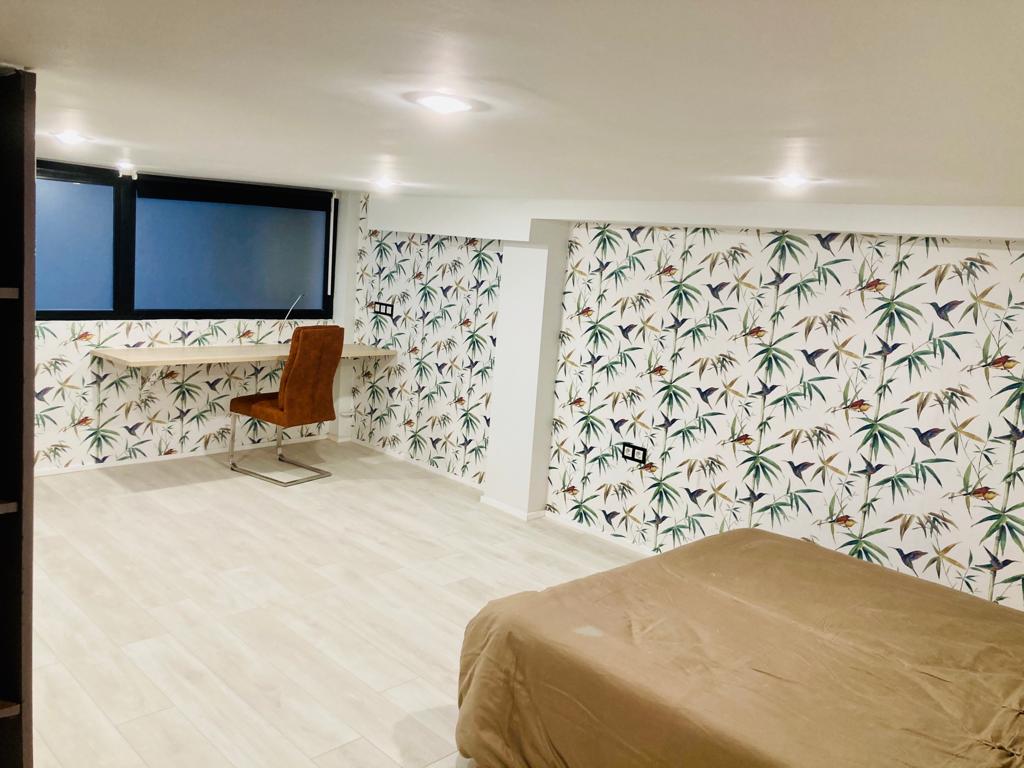 LANGTIDSLEIEFRA 1 OKTOBER 2025 VAKKER DUPLEX I MONTEMAR VED SIDEN AV LA CARIHUELA (TORREMOLINOS)