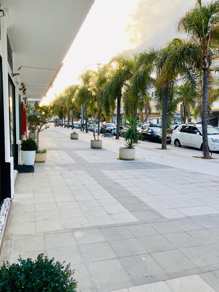 LANGTIDSLEIEFRA 1 OKTOBER 2025 VAKKER DUPLEX I MONTEMAR VED SIDEN AV LA CARIHUELA (TORREMOLINOS)