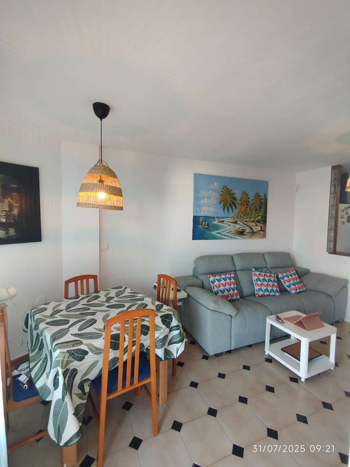 ALQUILER DE MEDIA  TEMPORADA .  DESDE  1.9.25-30.6.26 BONITO APARTAMENTO CERCA DE PLAZA SOLYMAR ( BENALMADENA)