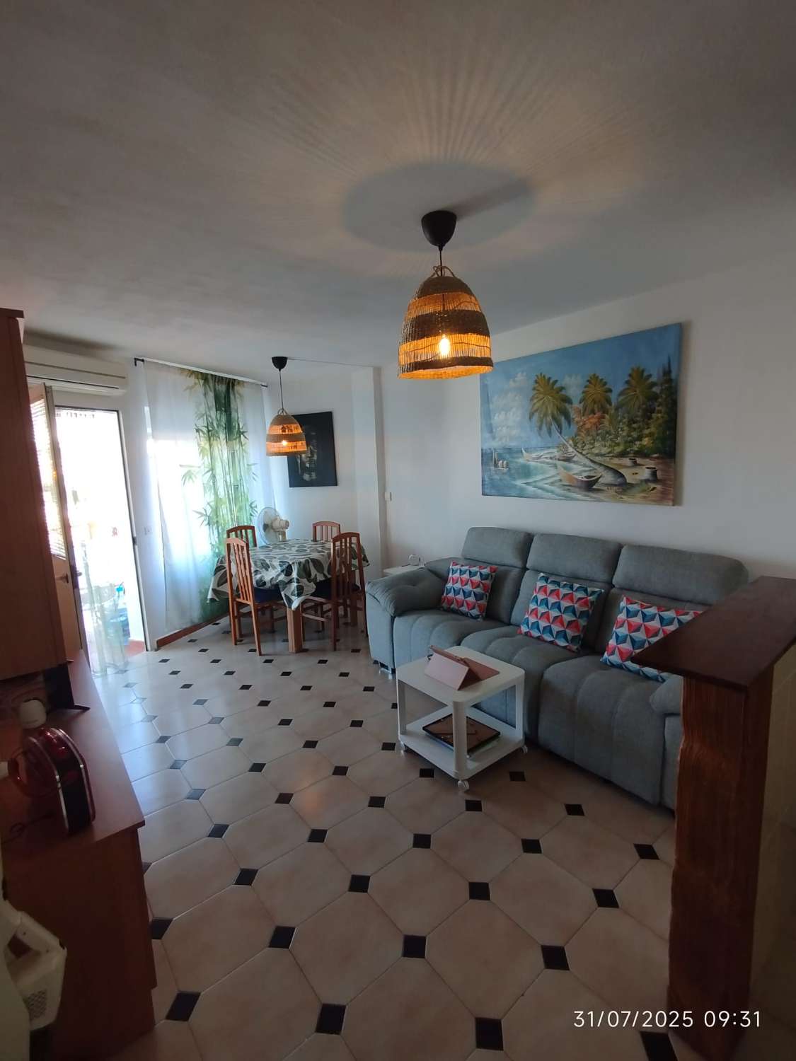 ALQUILER DE MEDIA  TEMPORADA .  DESDE  1.9.25-30.6.26 BONITO APARTAMENTO CERCA DE PLAZA SOLYMAR ( BENALMADENA)