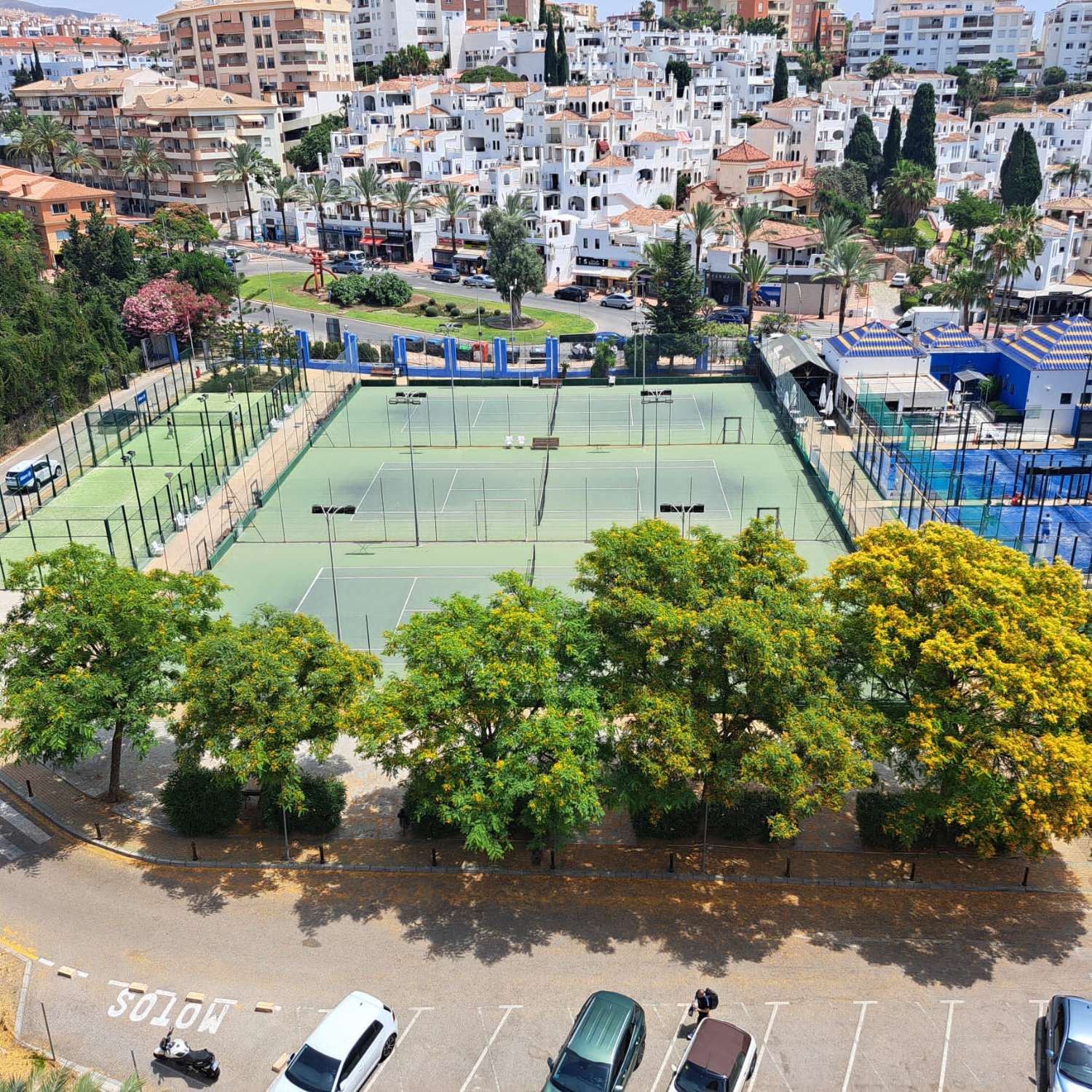 MEZZA STAGIONE. IN AFFITTO DAL 15/8/25- 30/6/26 GRAZIOSO APPARTAMENTO VICINO ALLA SPIAGGIA DI BENALMADENA
