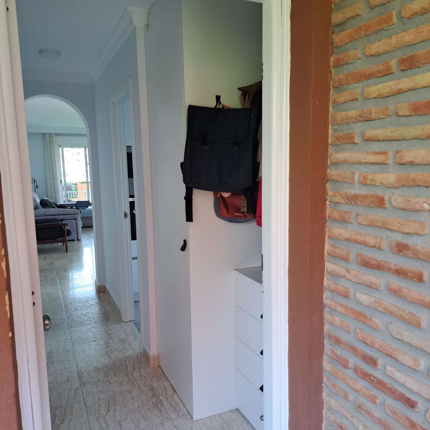 MEZZA STAGIONE. IN AFFITTO DAL 15/8/25- 30/6/26 GRAZIOSO APPARTAMENTO VICINO ALLA SPIAGGIA DI BENALMADENA