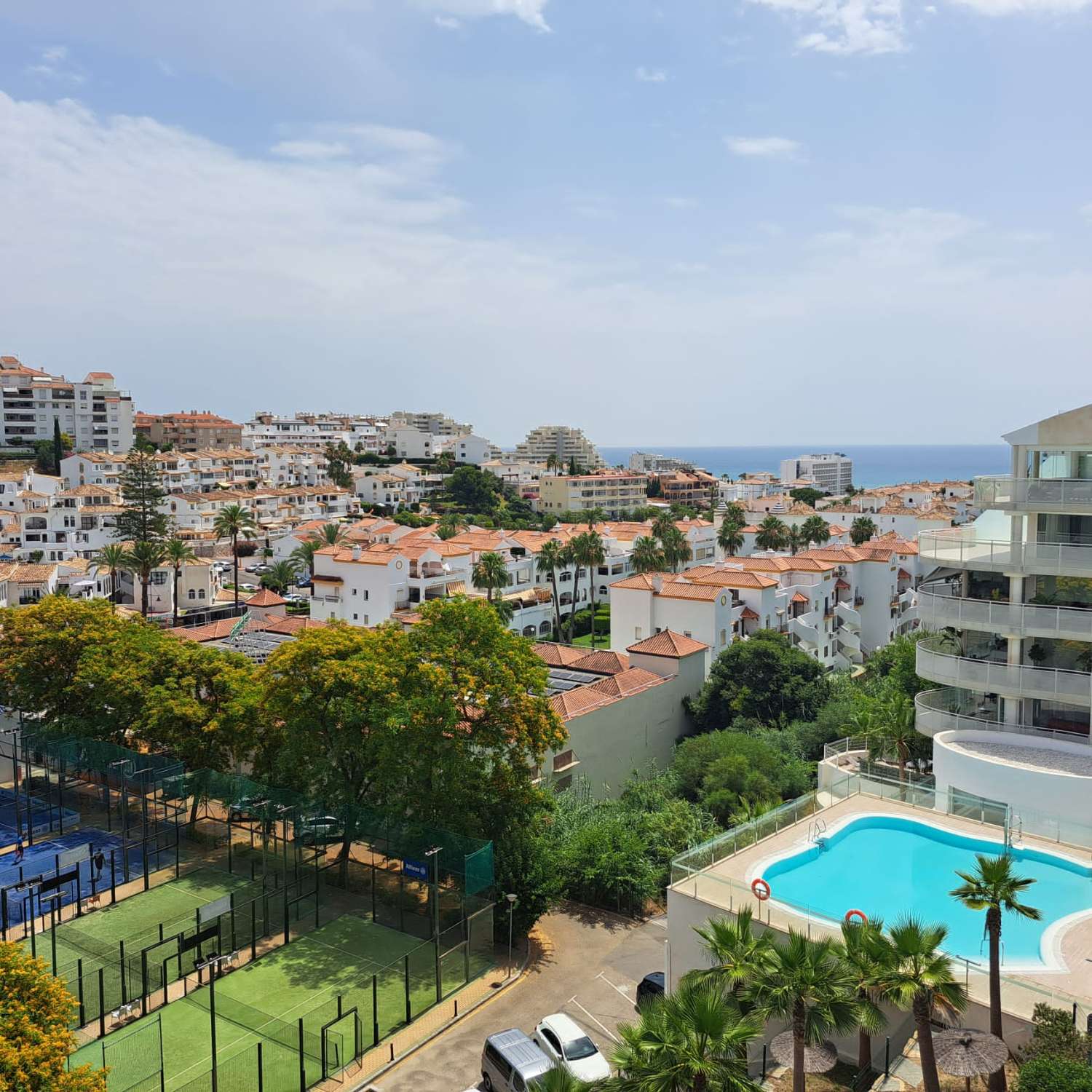 MEZZA STAGIONE. IN AFFITTO DAL 15/8/25- 30/6/26 GRAZIOSO APPARTAMENTO VICINO ALLA SPIAGGIA DI BENALMADENA