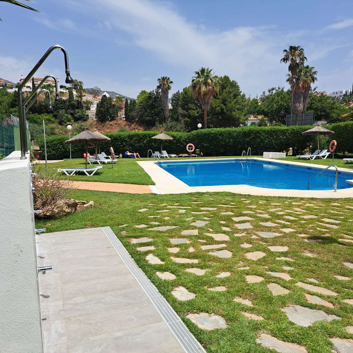 MEZZA STAGIONE. IN AFFITTO DAL 15/8/25- 30/6/26 GRAZIOSO APPARTAMENTO VICINO ALLA SPIAGGIA DI BENALMADENA