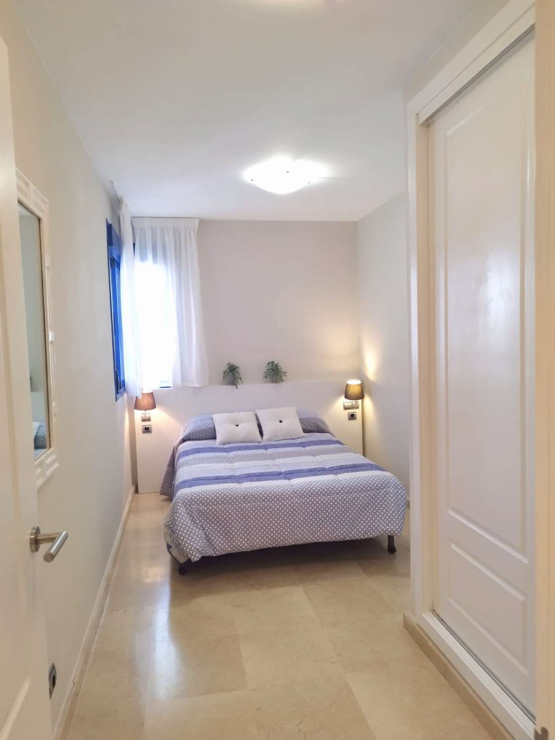 GRAZIOSO APPARTAMENTO CON VISTA SUL MARE A 150 METRI DALLA SPIAGGIA DI BENALMADENA IN AFFITTO A LUNGO TERMINE