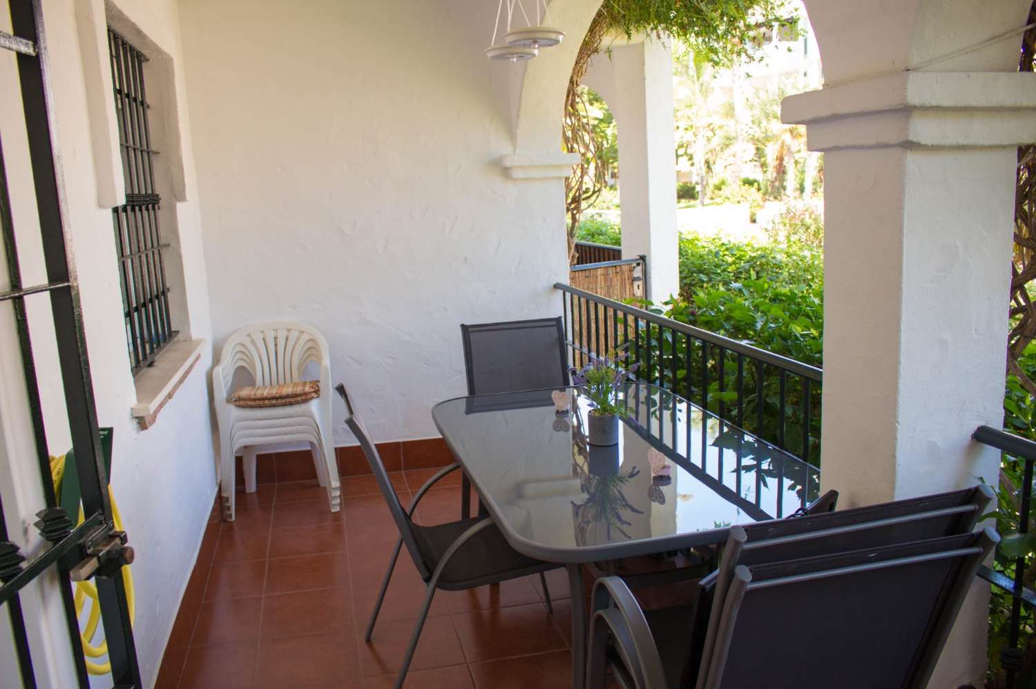 MEDIA TEMPORADA SE ALQUILA DESDE 1.9. 25-30.6.26  BONITO APARTAMENTO EN PLANTA BAJA A 150 METROS DE LA PLAYA EN BENALMADENA