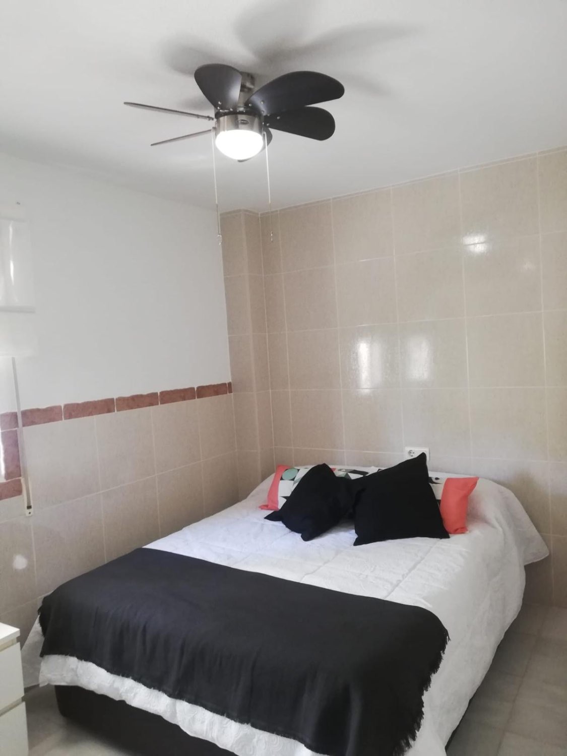 Middenseizoen . Te huur van 1.10.25-30.6.26 Mooi appartement in Benalmádena
