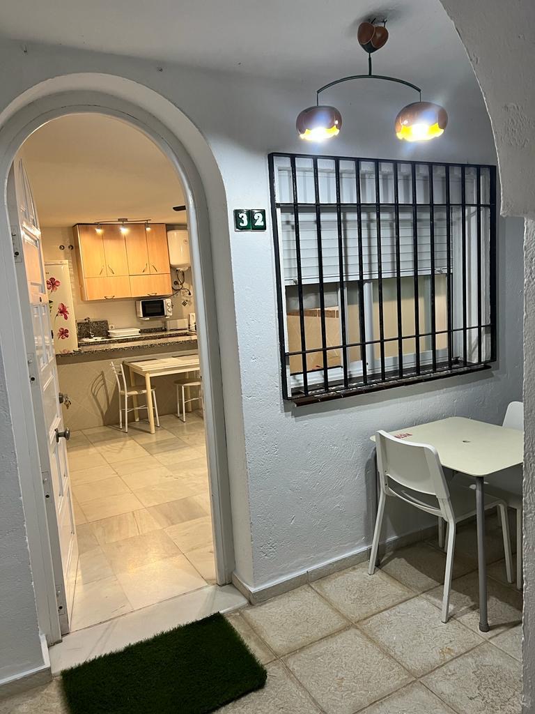 Middenseizoen . Te huur van 1.10.25-30.6.26 Mooi appartement in Benalmádena