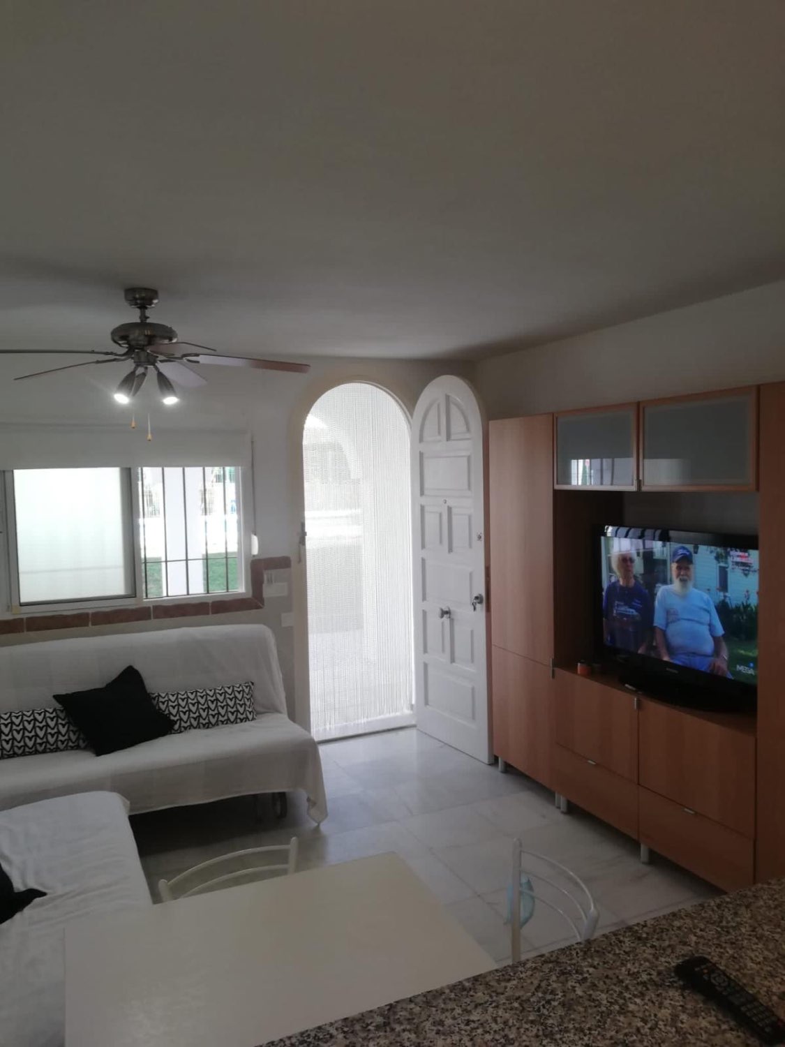 Middenseizoen . Te huur van 1.10.25-30.6.26 Mooi appartement in Benalmádena