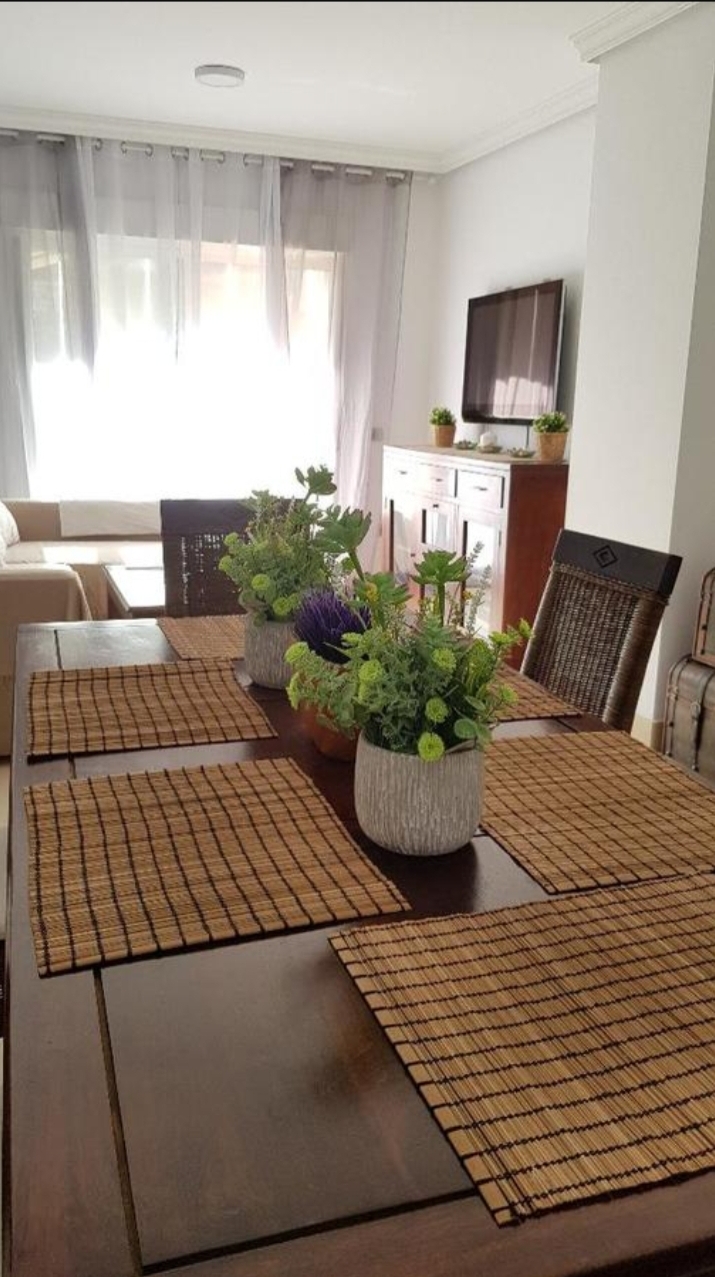 LANG SEIZOEN. MOOI APPARTEMENT TE HUUR IN BENALMÁDENA
