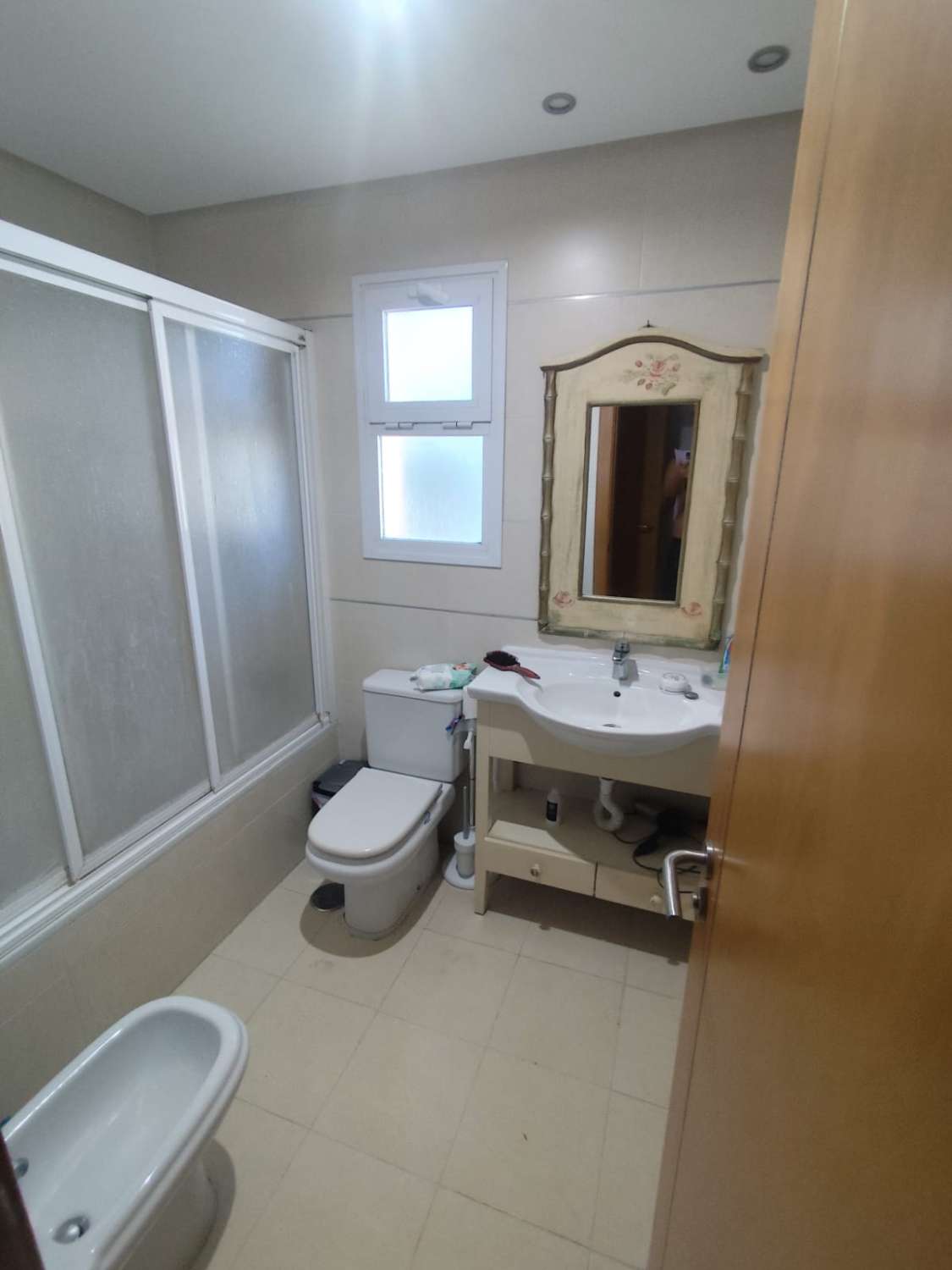 LANG SEIZOEN. MOOI APPARTEMENT TE HUUR IN BENALMÁDENA