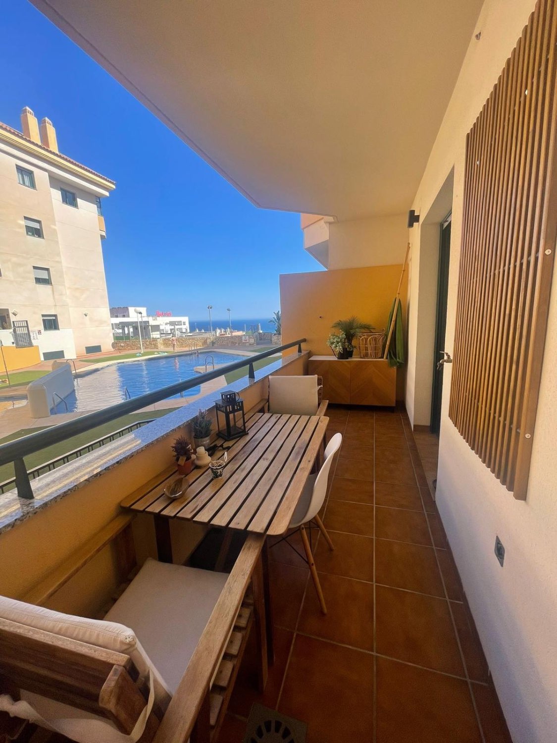 Vakker leilighet med havutsikt til salgs i Nueva Torrequebrada (Benalmadena)