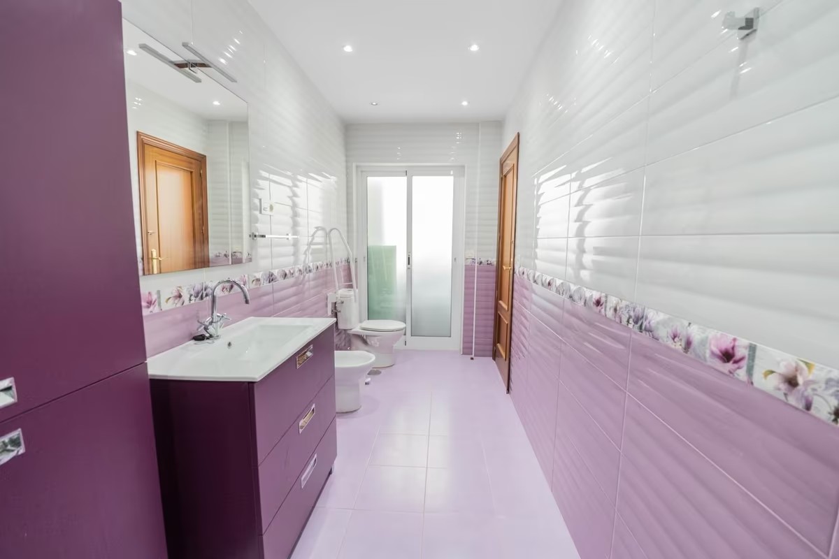 SE VENDE PISO CON VISTAS AL MAR  EN 2ª LINEA  DE PLAYA EN LOS BOLICHES (FUENGIROLA)